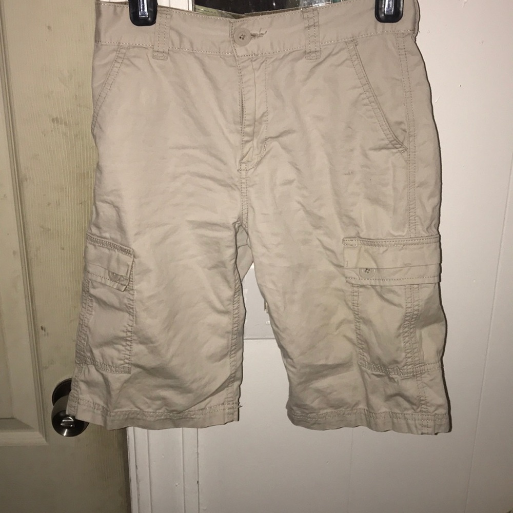 White cargo shorts